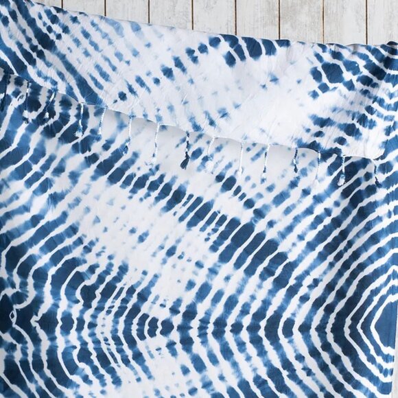 Kikoya - Tie Dye Turkish Beach Towel - Picture 2 of 3